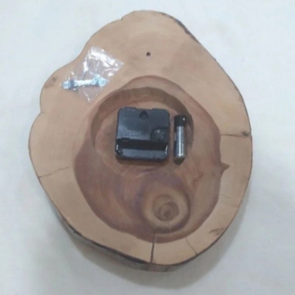 NEW Handmade Clock Made From Utah Juniper Rounds - Picture 7 of 8